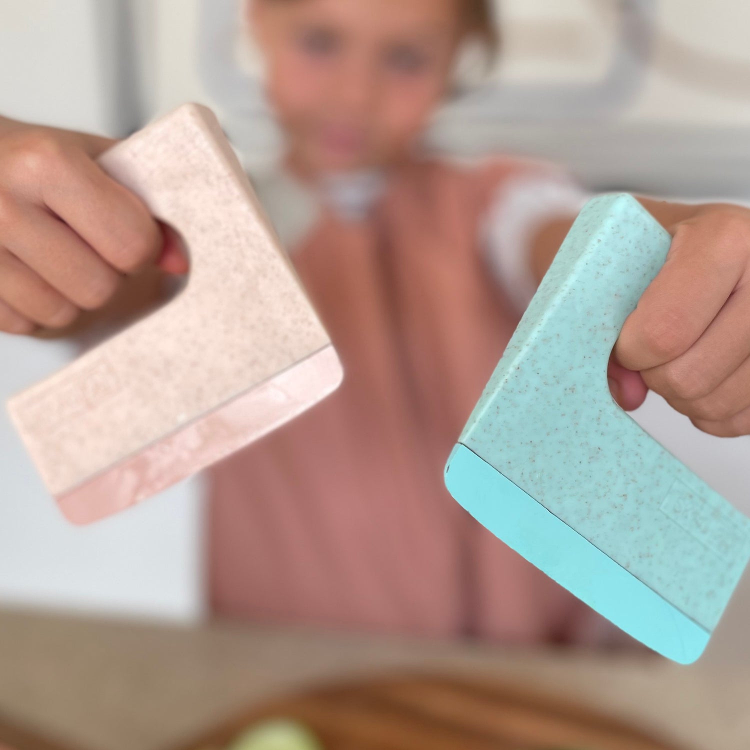 Klyv Knife - Waldorf Montessori-Inspired, Safe, Eco-Friendly Initiation Knife for Kids, Promotes Healthy Eating & Motor Skills, Made with 30% Wheat Fiber