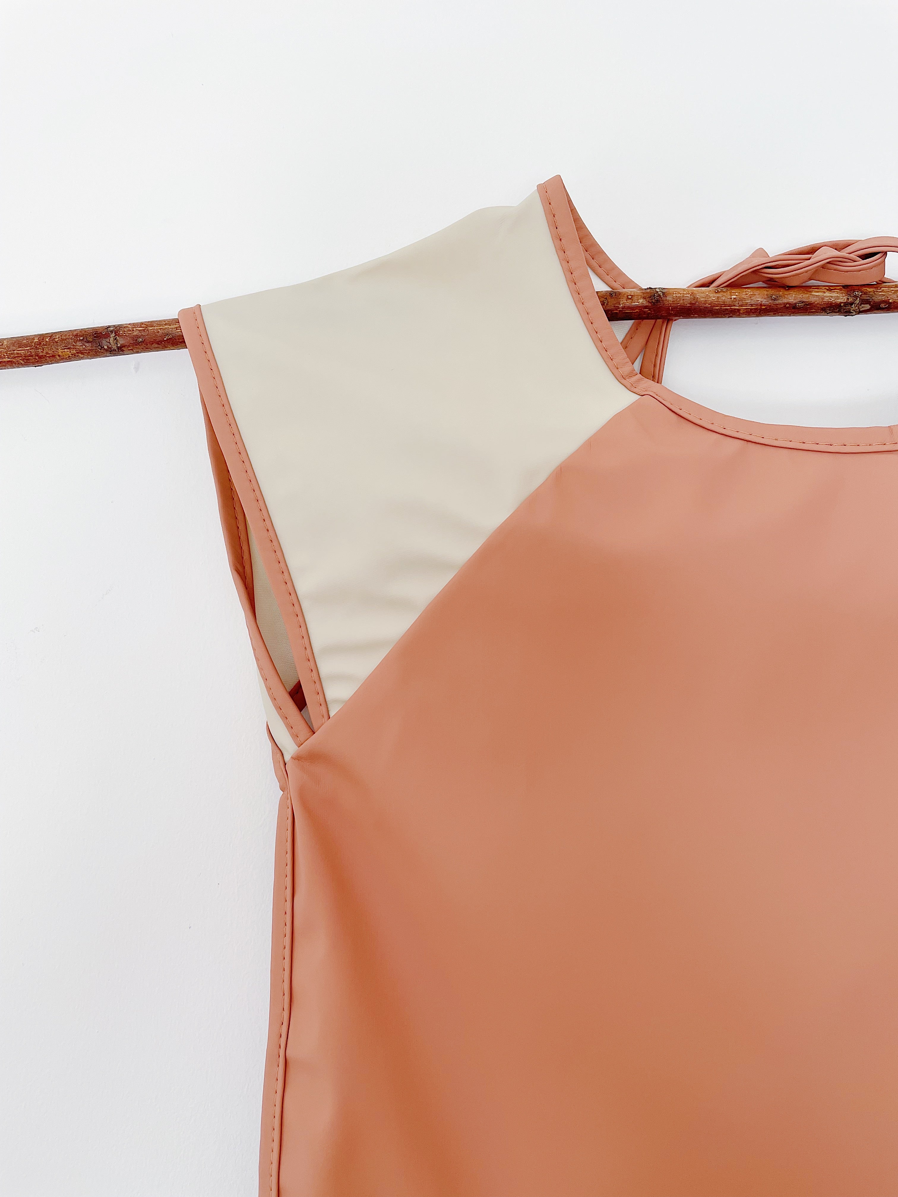 Stylish and Sustainable Aprons for Kids: SKÅGFÄ's Vinklar Waterproof, Their First Apron Collection with Front Pocket